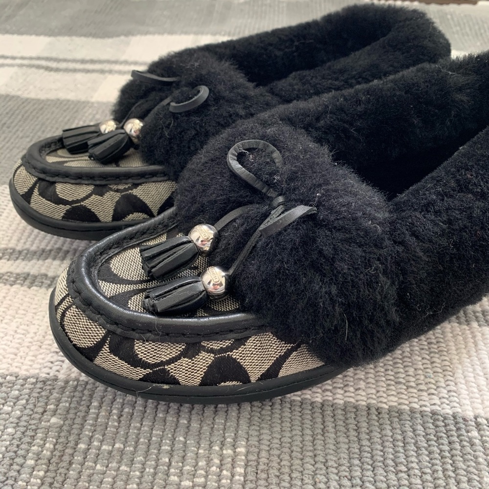 🛍PRICE DROP🛍Coach Fur Lined Moccasins